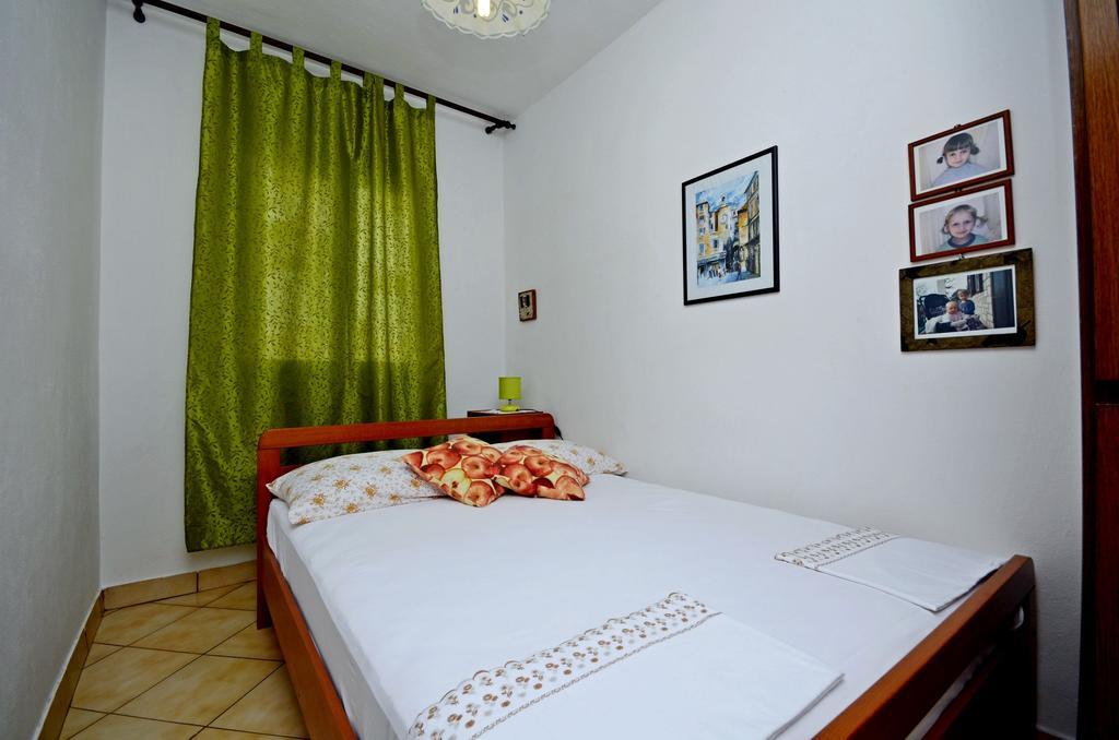 Apartments Katica โตรกีร์ ภายนอก รูปภาพ