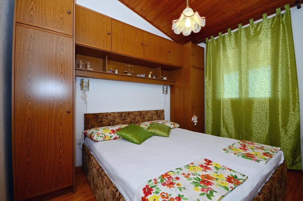 Apartments Katica โตรกีร์ ภายนอก รูปภาพ